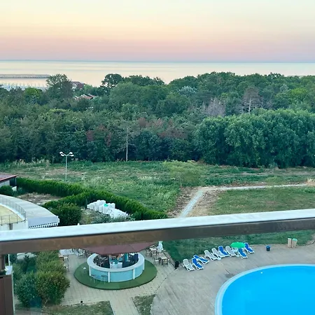 Cris Sea View In Blaxy *