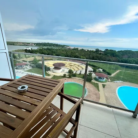 Cris Sea View In Blaxy * Douăzeci şi Trei August