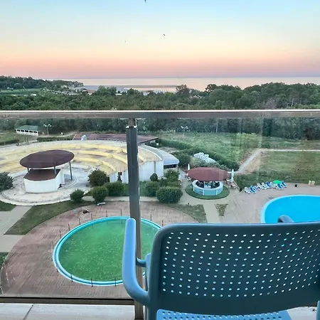 Cris Sea View In Blaxy *