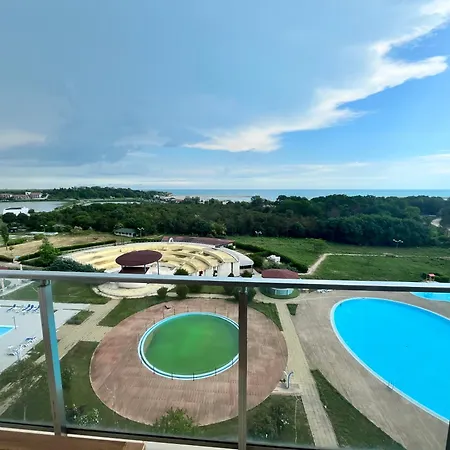 Cris Sea View In Blaxy Апарт-отель *