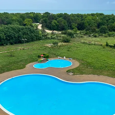 Апарт-отель Cris Sea View In Blaxy Дуэзечи-ши-Трей Аугуст
