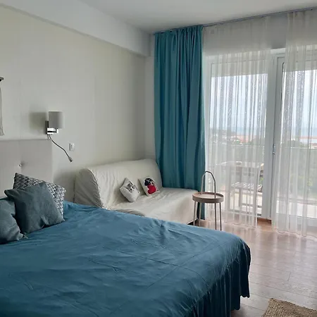 Cris Sea View In Blaxy アパートホテル Douăzeci şi Trei August