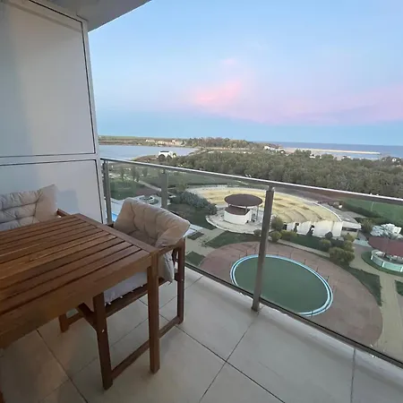 Cris Sea View In Blaxy *