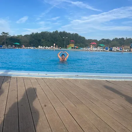 Cris Sea View In Blaxy