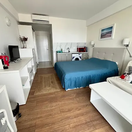 Cris Sea View In Blaxy * Дуэзечи-ши-Трей Аугуст